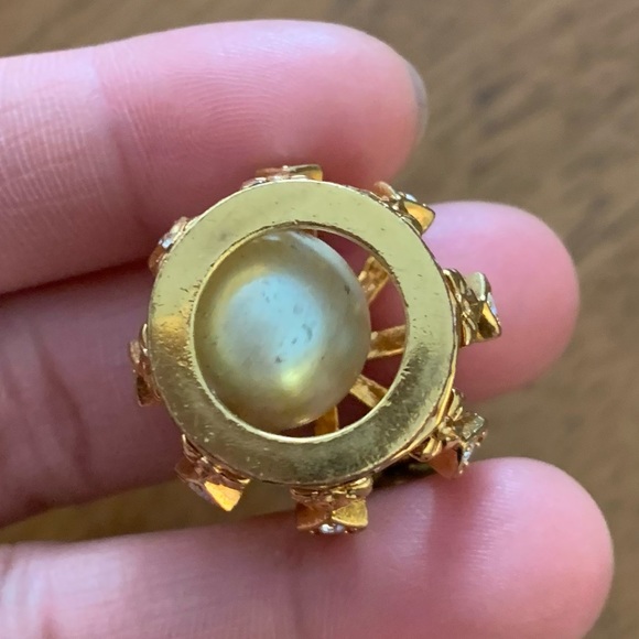 AUTHENTIC JUICY COUTURE RARE CROWN PEARL DOME CHARM BRACELET - Picture 11 of 12